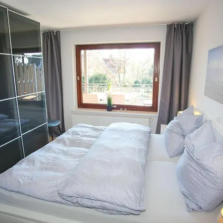 Utersum 5 Apartment